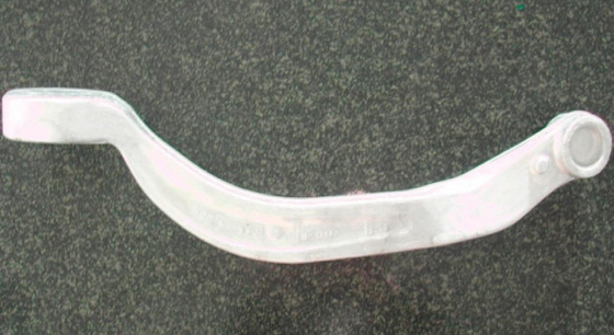 Otomotiv Endüstrisi için 7057 6063 6061 T6 7075 T6 B5 Salıncak Kolu